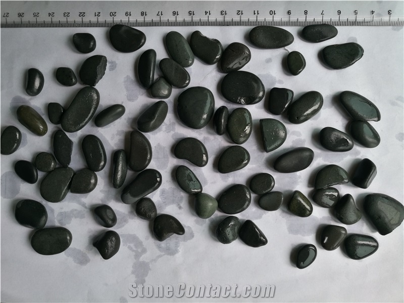 Black Polished Pebble Stone Washed River Stone