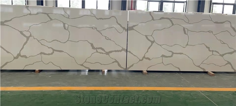 High Glossy Surface Calacatta Quartz Stone