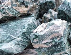 Verde Lapponia- Atlantis Quartzite Garden Monoliths