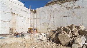 Travertino Romano Noce Quarry