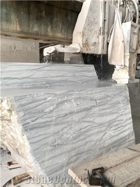 Blanco Rayado-Arctic White Marble Quarry