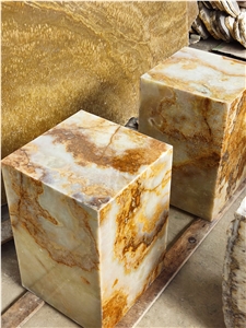 Onyx Stool