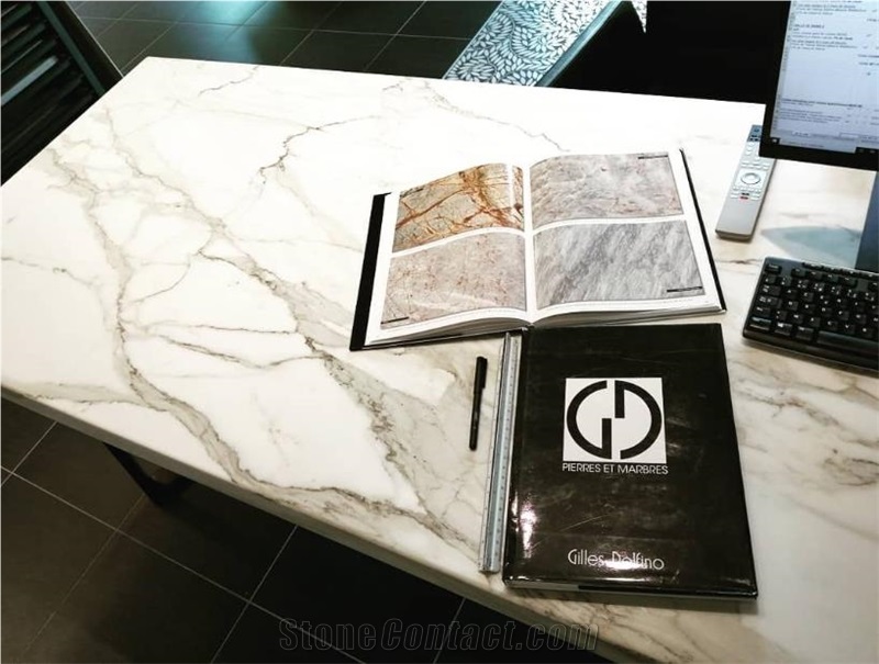 Calacatta Gold Marble Table Top