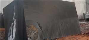 Preto Semi Absoluto- Brazil Absolute Black Granite Blocks