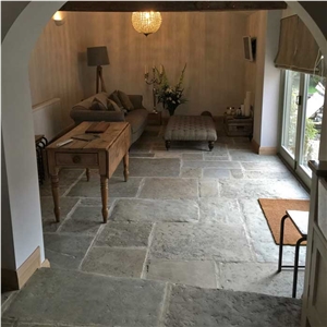 Reclaimed Antique English Yorkstone Flooring For Indoors