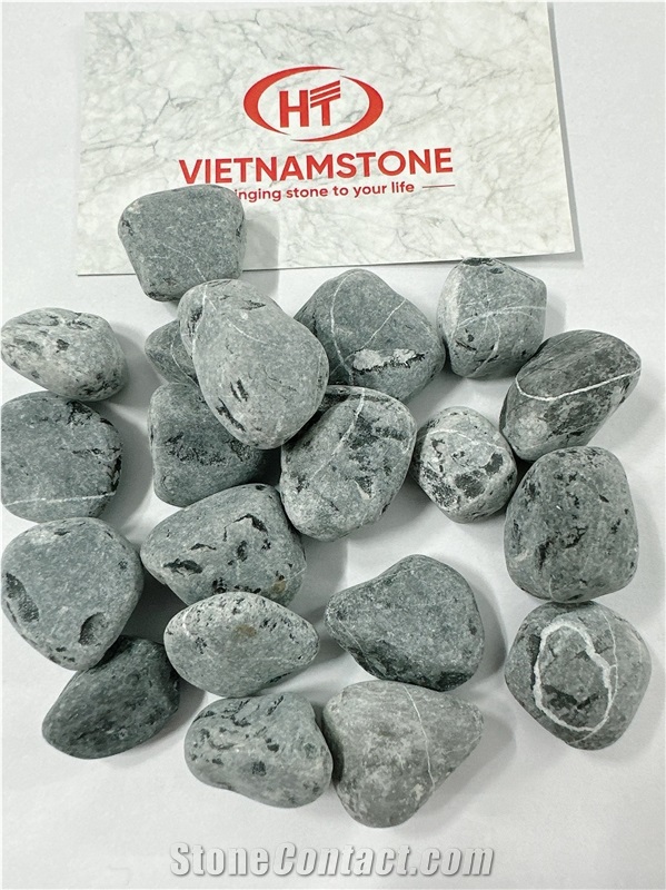 Natural Black Pebble Stones