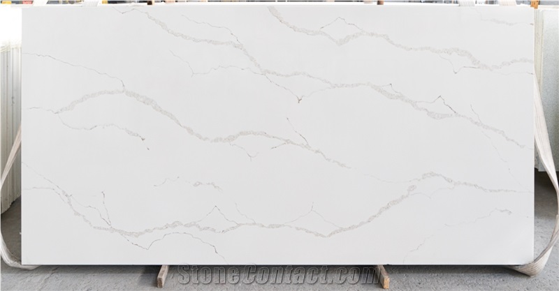 High-End Luxury White Background Calacatta Quartz Slab