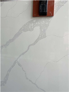 With Flowing Spring Water Wuried In The Quartz Veins