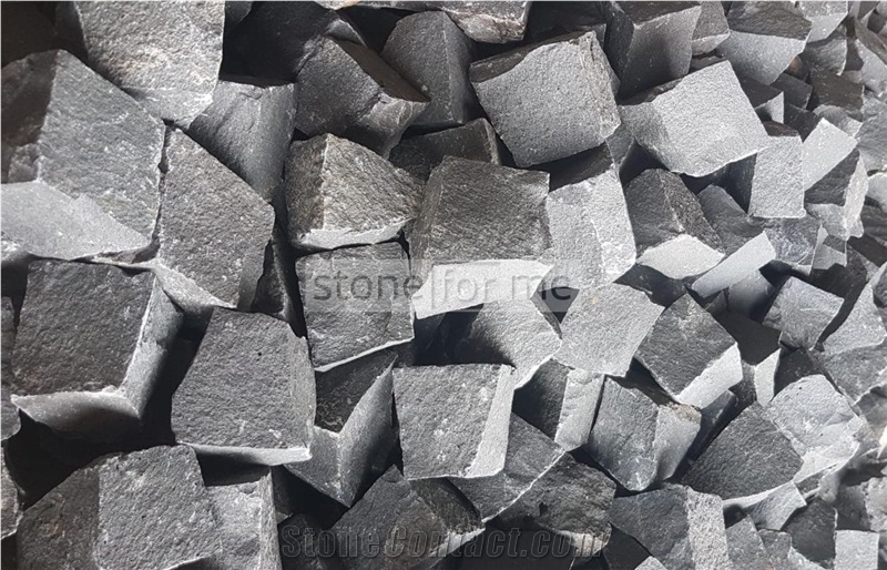 Black Basalt Split Cube Stone, Cobbles 4/6Cm