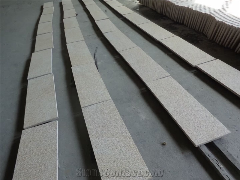 Modern Style Zhangpu Rust Granite Slabs For Floor