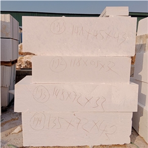 Natural White Marble Blocks Cheap Price Quarry Owner