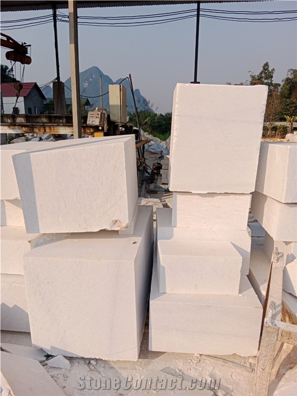 Natural White Marble Blocks Cheap Price Quarry Owner
