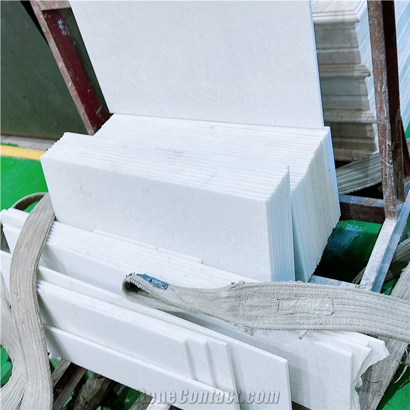 Pure Crystal White Marble Tiles Slabs Thickness 2 / 3 Cm