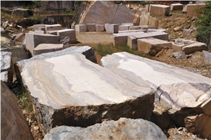 Brecce Medicee, Rosso Rubino Stazzema Marble Quarry