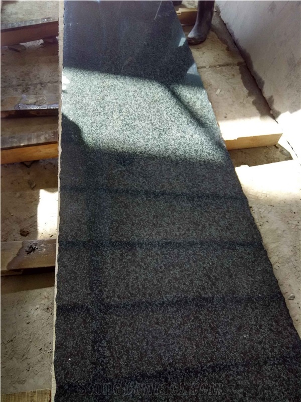 China Forest Green Granite Slabs Tiles On Sale