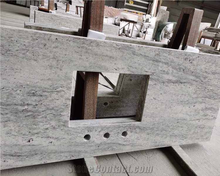High Quality River White With Veins Granite Slabs