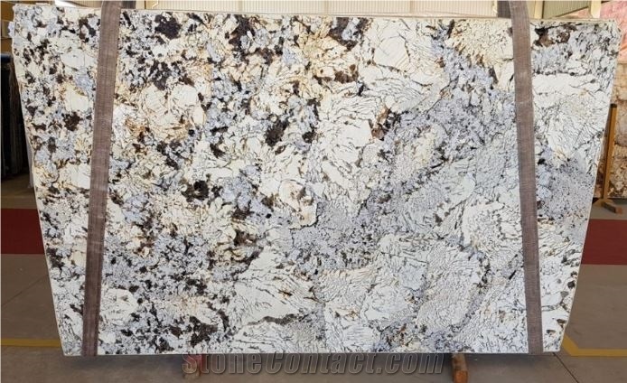 Basilicato Granite Granite Slabs