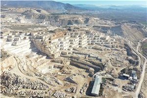 Denizli Classic Light Travertine Quarry