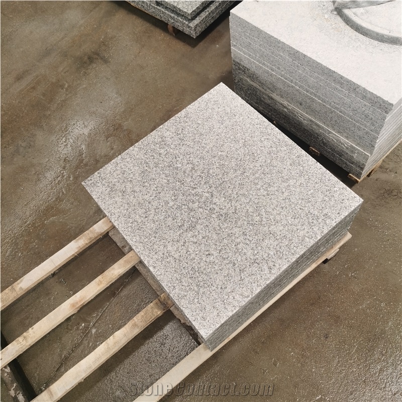 Cheap New G603 China Light Grey Bush Hammered Granite Tiles