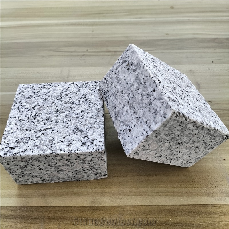 Flamed G602 Pangdang White Granite Cubes, Cobblestone