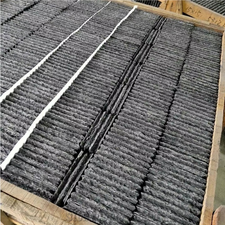 China Natural Black Slate Roof Tile