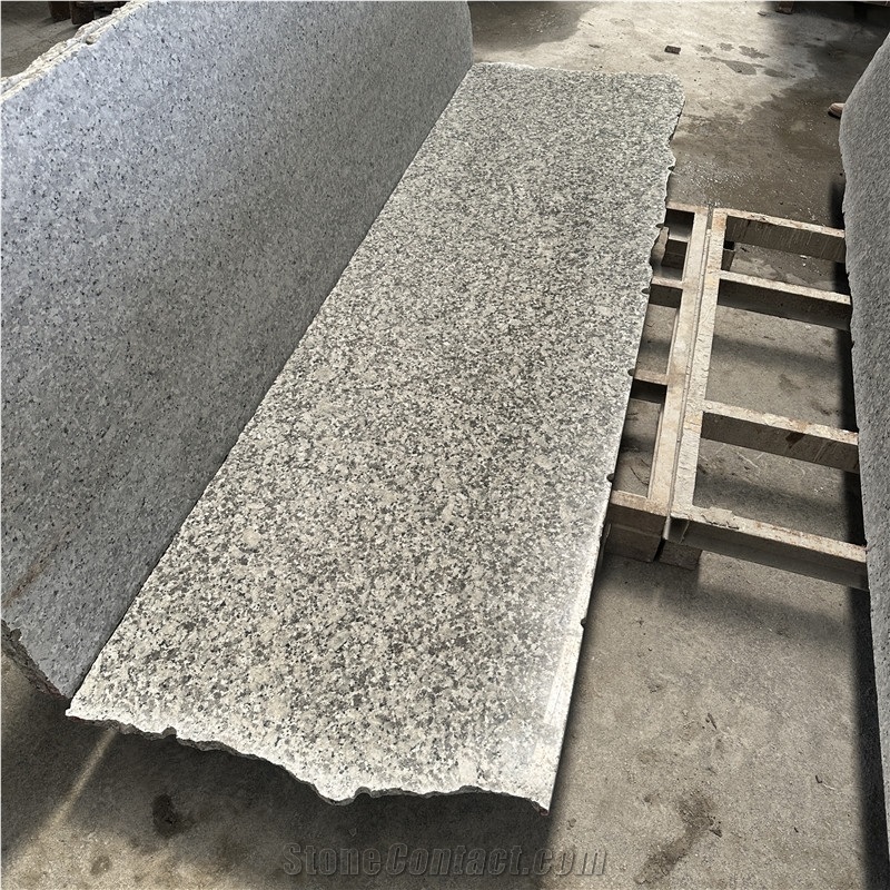 Natural China Bala White Granite Slabs For Home Decoration