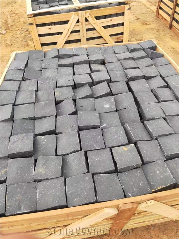 Black Basalt Split Cobble Stone Paving Stone