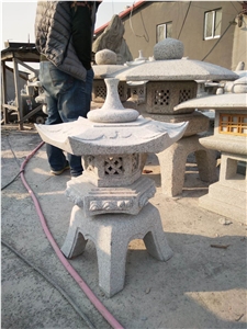 Outdoor Carved Stone Lantern For Garden Decoration