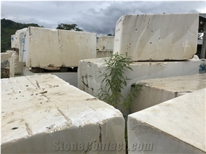 Quy Hop Nghe An Pure White Marble Quarry