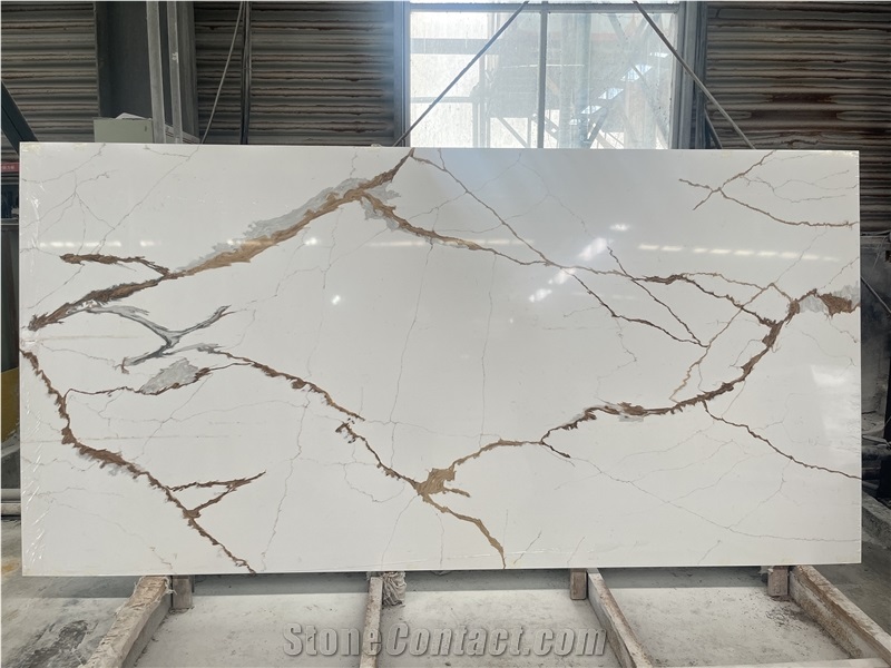 Artificial White Marble Looking Calacatta Quartz Slab China
