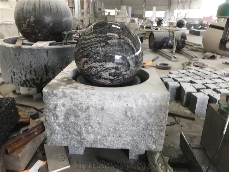 Outdoor Stone Fountain Granite Rolling Sphere Water Features