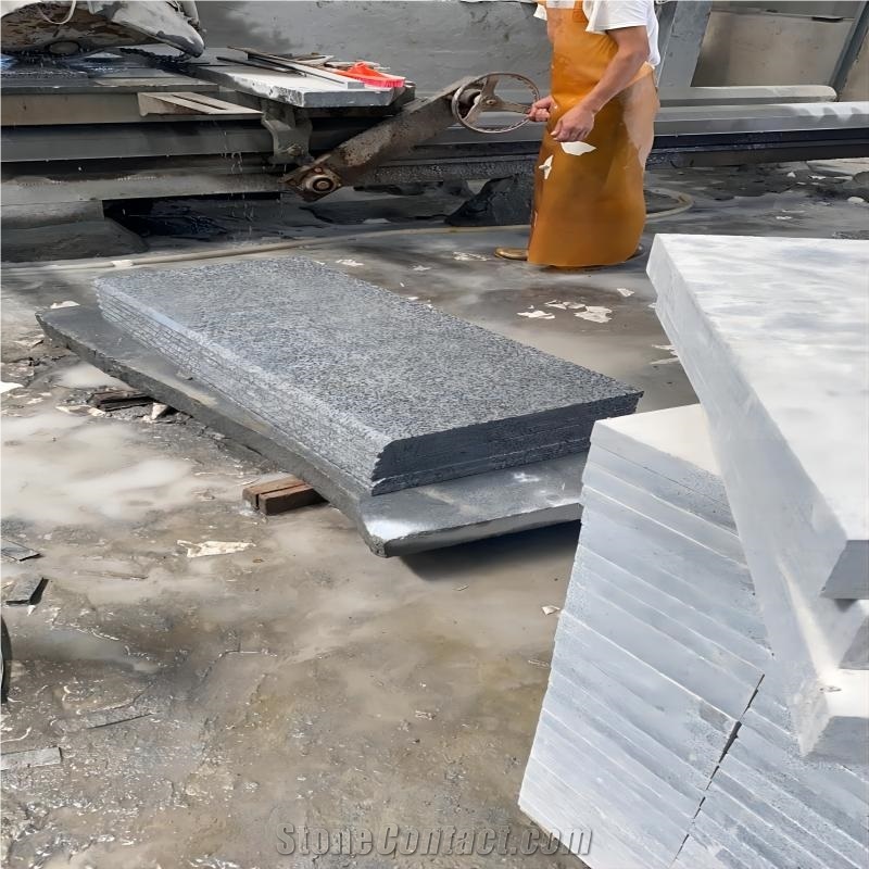 G641 Flamed Granite Tiles With One Long Side Bullnose