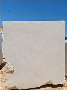 Pinarbasi Beige Marble Blocks