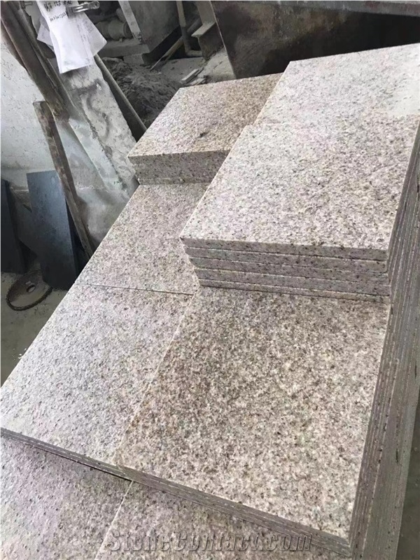 China Rusty Yellow G682 Granite Litchi Surface Slab & Tiles