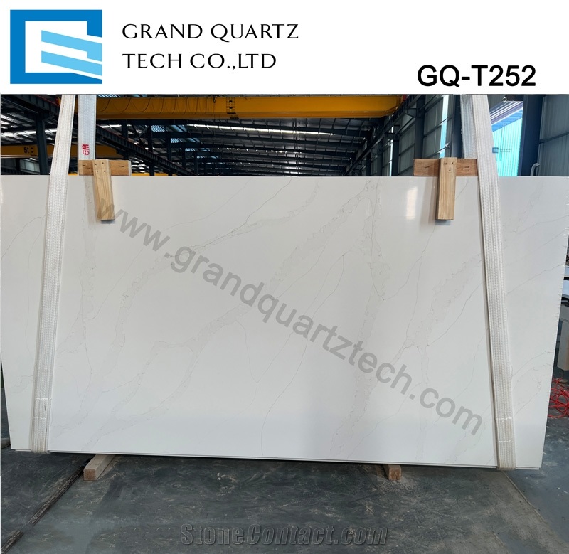 Calacatta Quartz Countertops White Surface GQ-T252