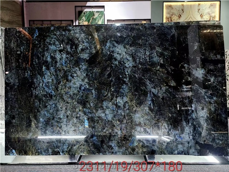 Labradorite Blue Granite Halcyon Pileata
