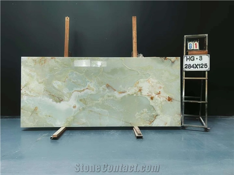 Luxury Natural Stone Luster Bright Green Onyx Slabs