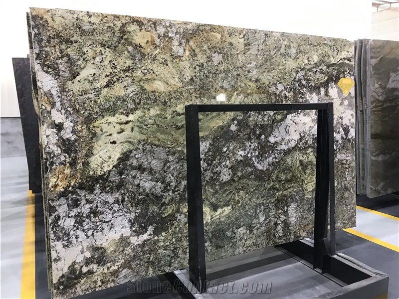 Brazil Atlas Green Granite Slab Tile For Wall And Floor