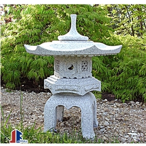 Grey Granite Japanese Stone Lanterns For Sale