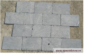 Vietnam Bluestone Paving Tiles Tumbled