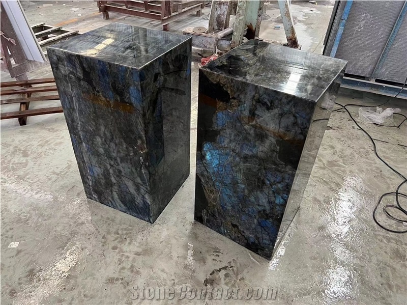 Labradorite Blue Granite Pedestal With Luxury Design