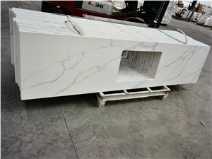 Calacatta White Quartz Counter Top