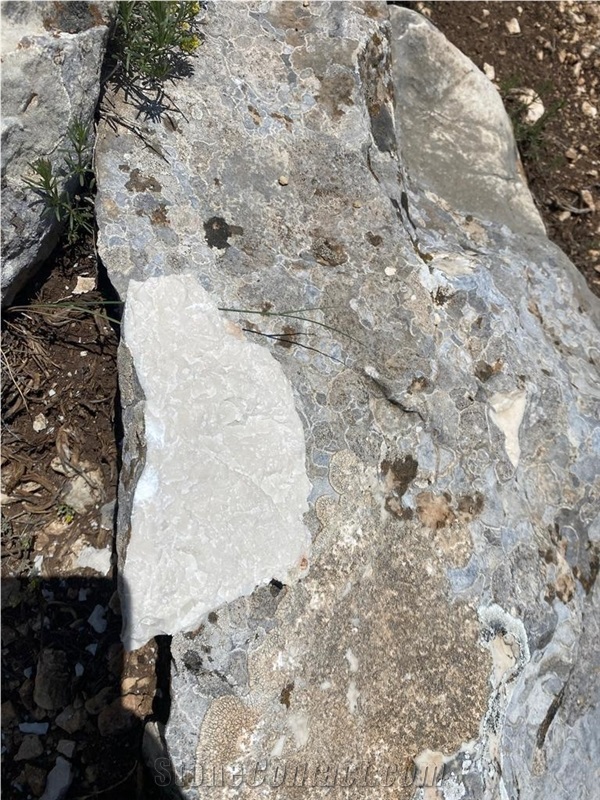 Burdur Karamanli Beige Marble Quarry