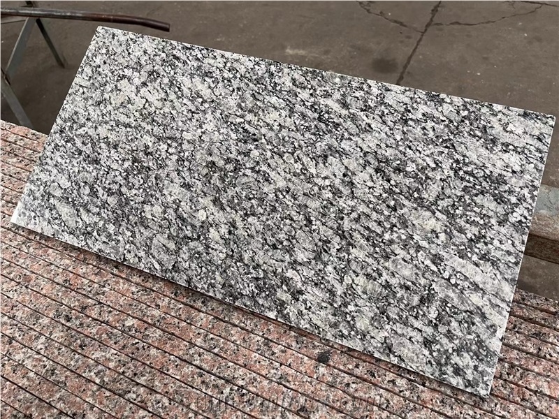 China Seawave Gray Flower Granite New Quarry Slab Tiles