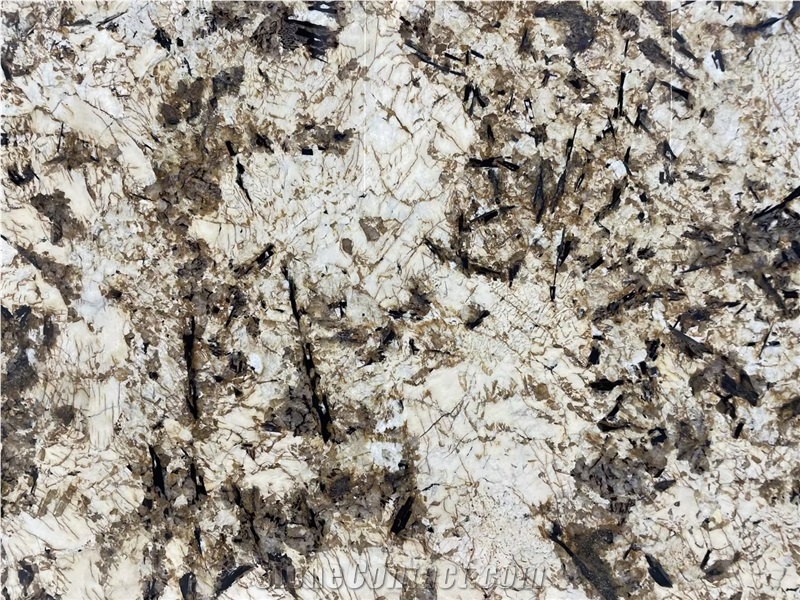 Great Granite Golden Snow Mountain Granite Slabs