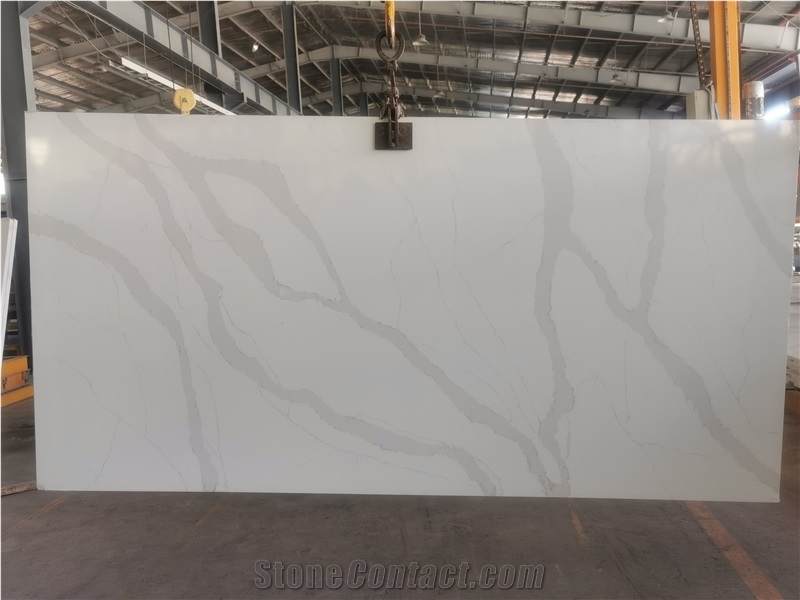 FREE SAMPLE Calacatta Gold Quartz Slabs