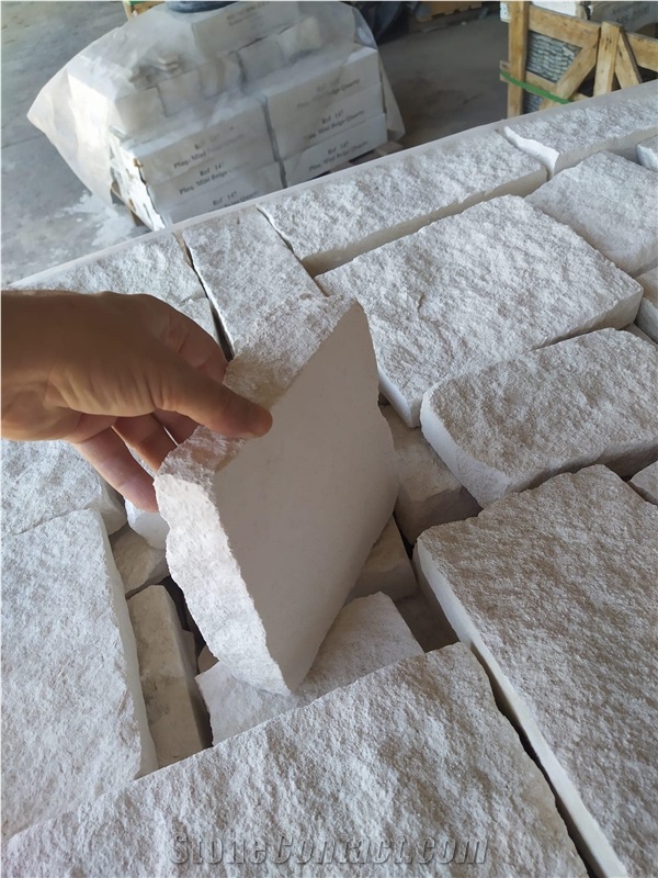 Caliza Blanco Dry Wall Stone