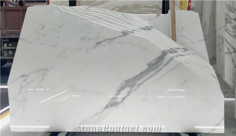 New Arrival Premium Quality Calacatta White Marble Slabs