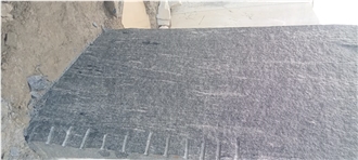 Multicolor Green Rough Granite Blocks