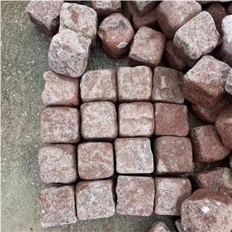 China Red Granite Cobblestone Tumbled All Sides